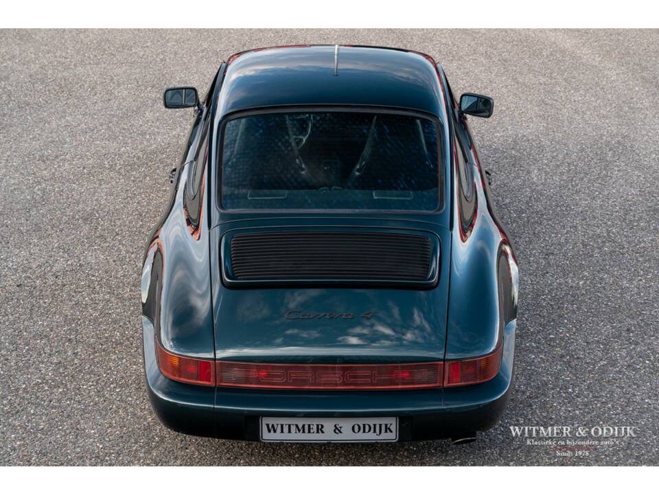 Image 10/42 of Porsche 911 Carrera 4 (1990)