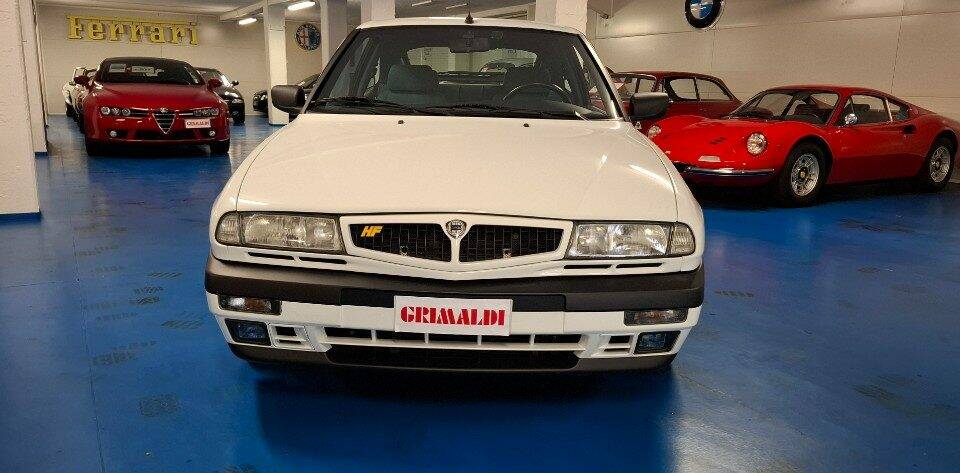 Bild 16/49 von Lancia DELTA HPE 2.0 16V TURBO 3 (1997)