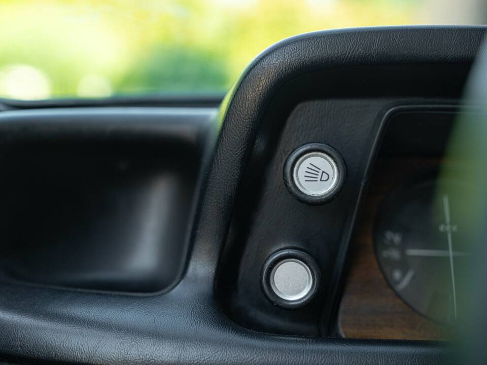 Image 39/50 of BMW 2002 tii (1975)