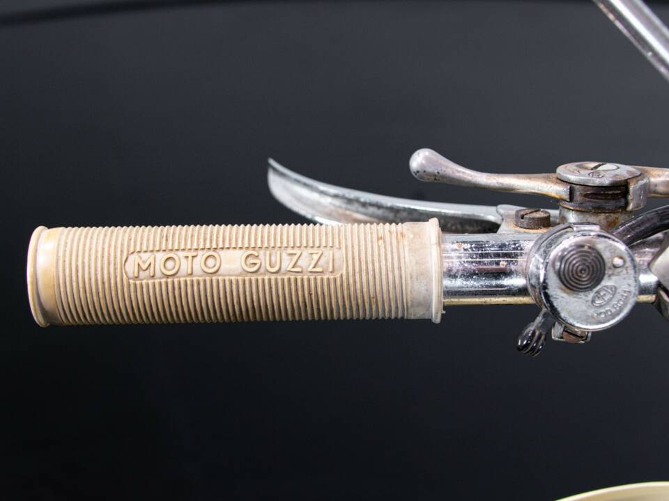 Image 47/50 of Moto Guzzi DUMMY (1951)