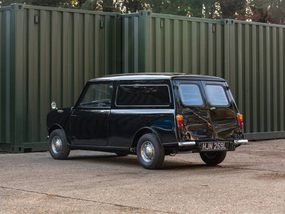 Image 18/30 of Morris Mini Clubman Estate 1000 (1973)