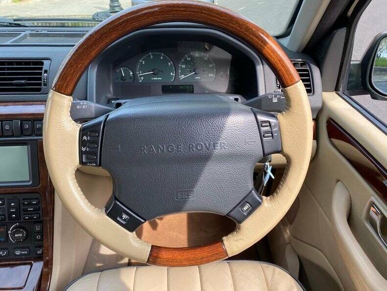 Afbeelding 48/50 van Land Rover Range Rover 4.6 Vogue (2001)