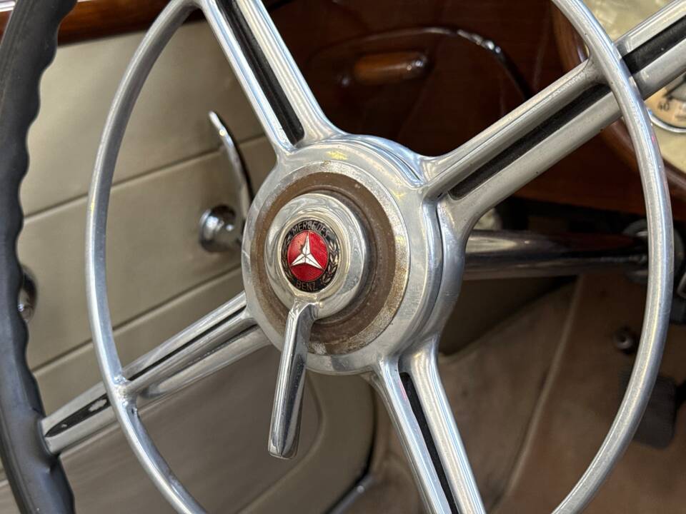 Bild 34/45 von Mercedes-Benz 540 K Cabriolet A (1937)
