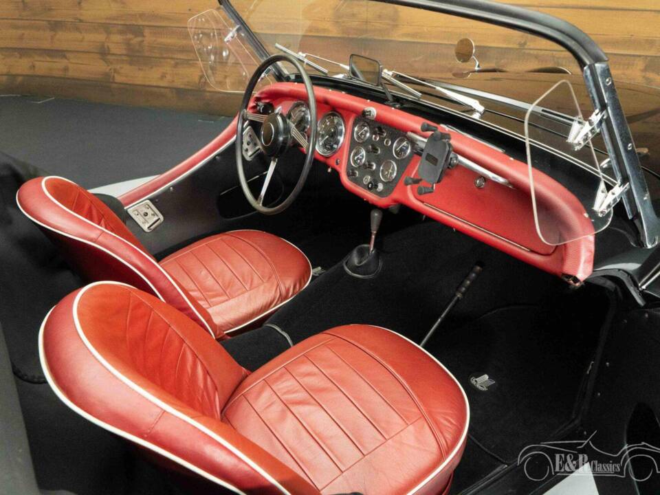 Image 11/19 of Triumph TR 4 (1961)