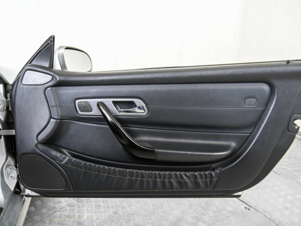 Bild 36/50 von Mercedes-Benz SLK 320 (2000)
