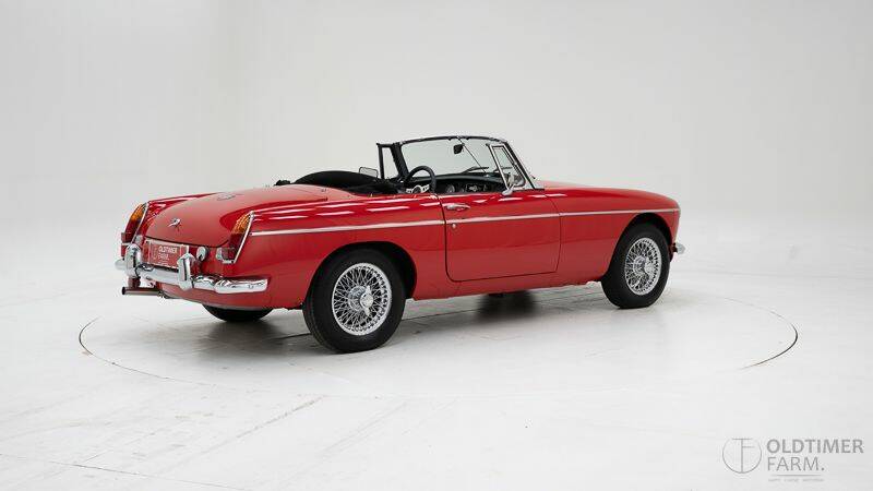 Image 2/15 de MG MGB (1968)