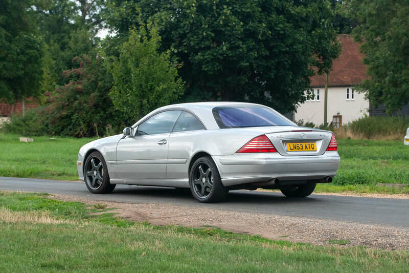 Imagen 13/50 de Mercedes-Benz CL 600 (2003)