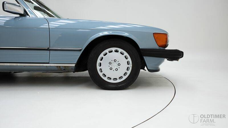 Bild 10/15 von Mercedes-Benz 560 SL (1986)