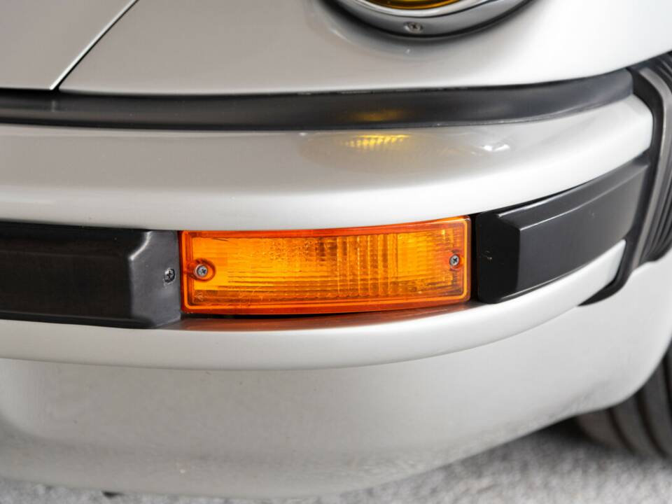 Image 21/50 de Porsche 911 Carrera 2.7 (US) (1974)