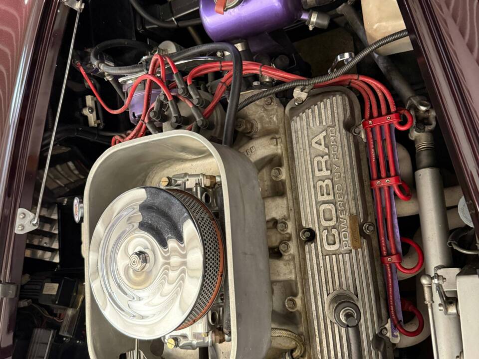 Image 15/17 of AC Cobra 427 (1968)