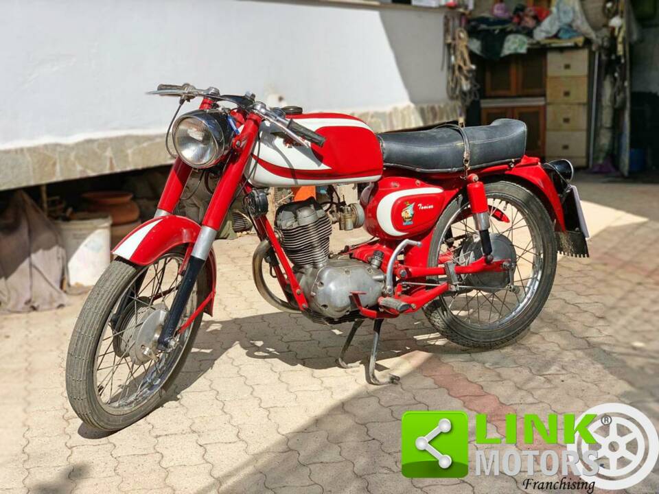 Image 1/10 de Moto Morini DUMMY (1961)