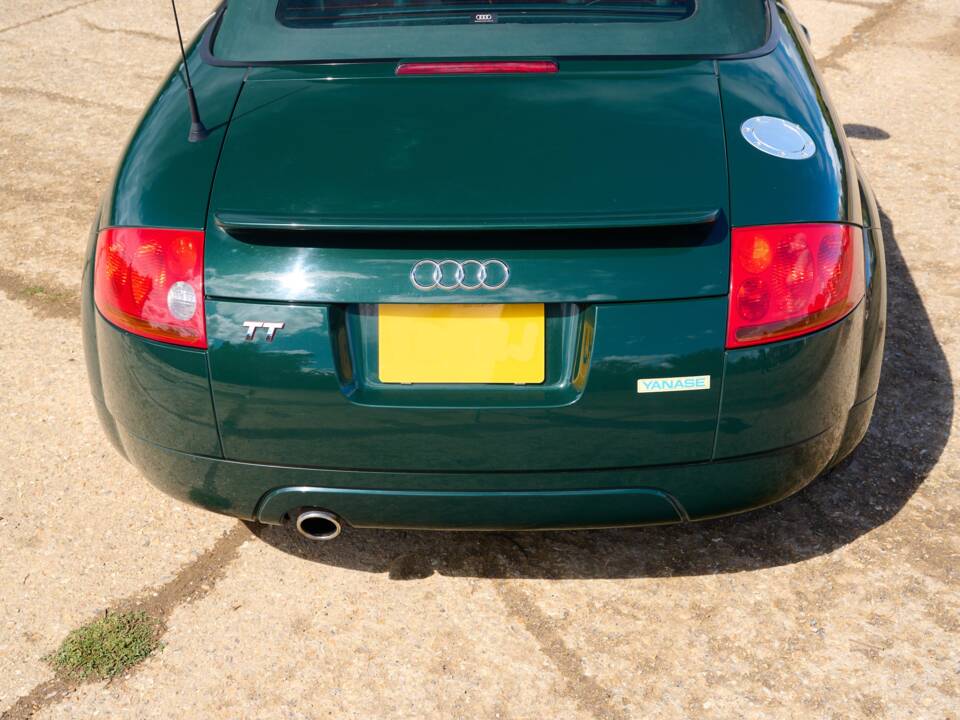 Bild 33/50 von Audi TT 1.8 T (2003)