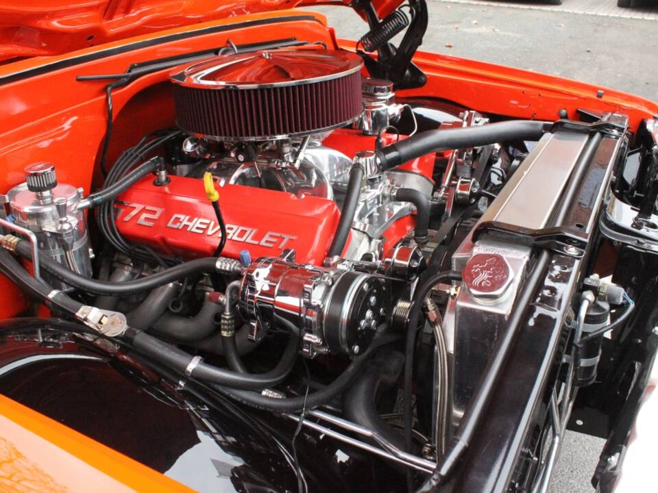 Immagine 8/30 di Chevrolet Suburban (1970)