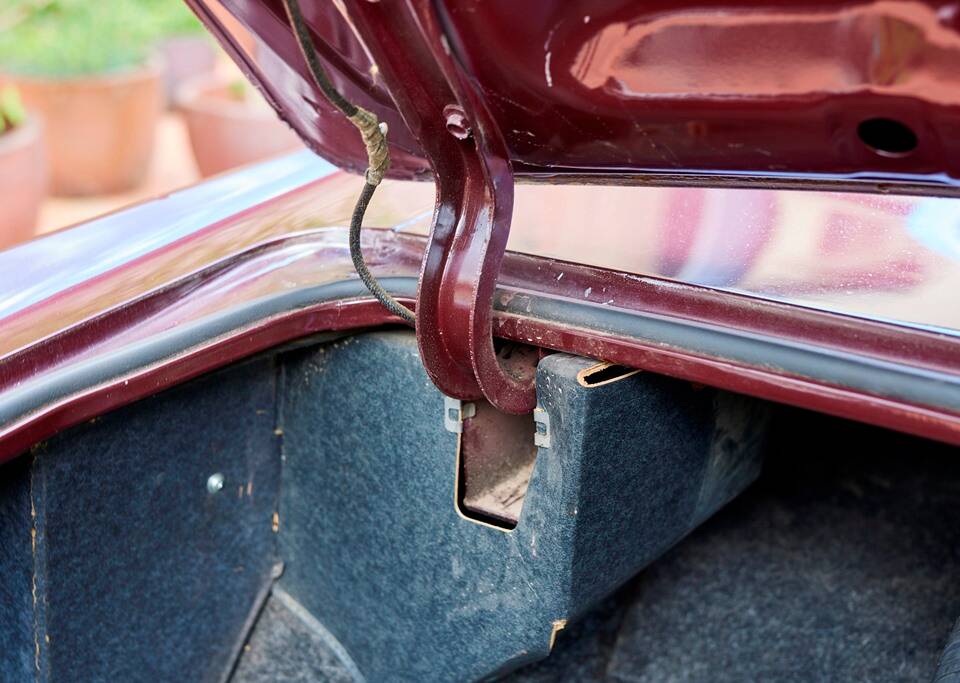 Bild 54/200 von Cadillac Coupe DeVille (1968)