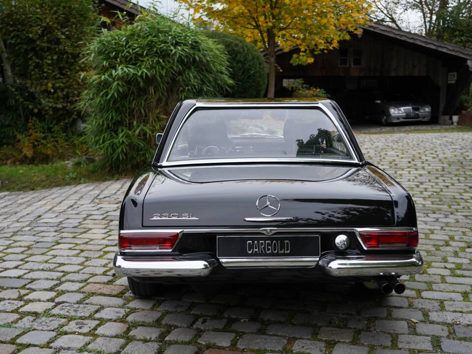 Image 7/12 of Mercedes-Benz 230 SL (1964)