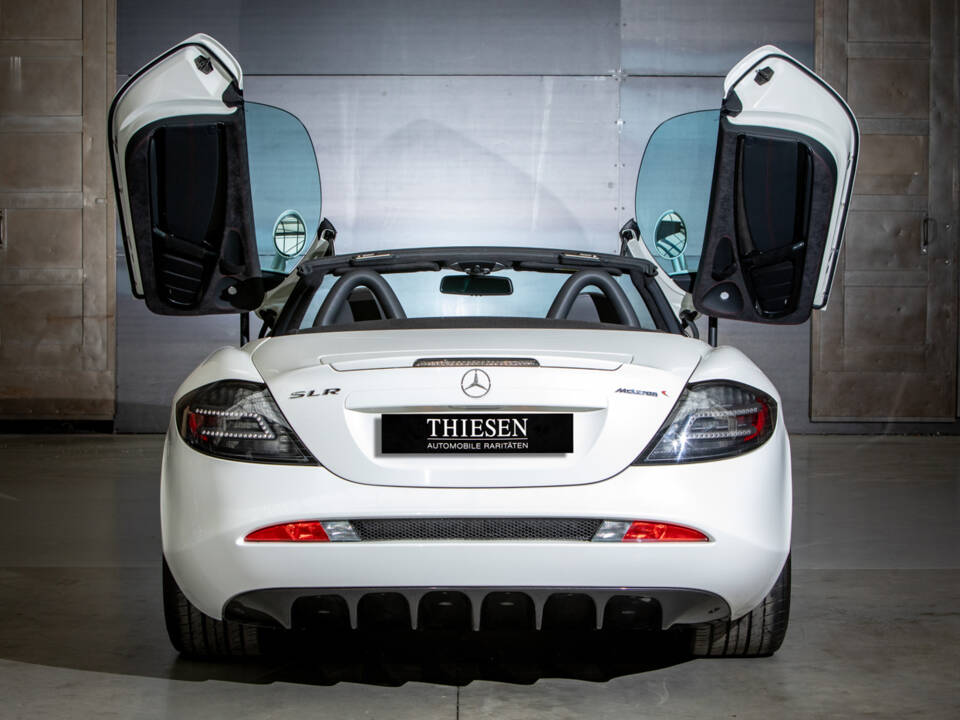 Image 10/34 of Mercedes-Benz SLR McLaren 722 S (2011)