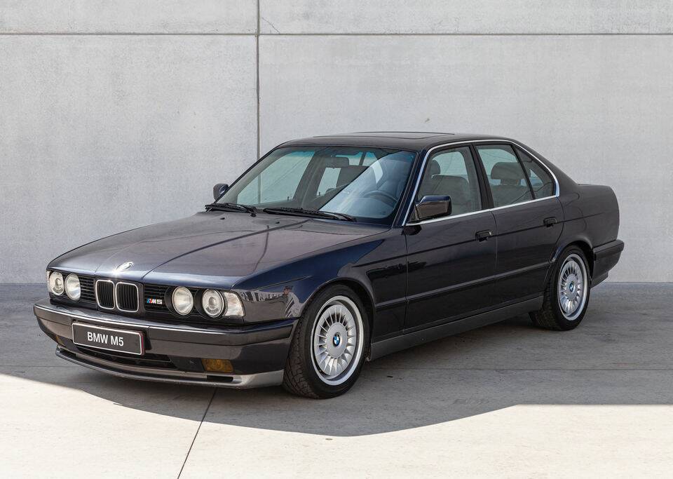 Immagine 4/8 di BMW M5 (1991)