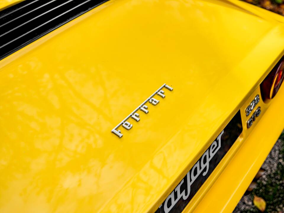 Bild 15/55 von Ferrari 328 GTS (1986)