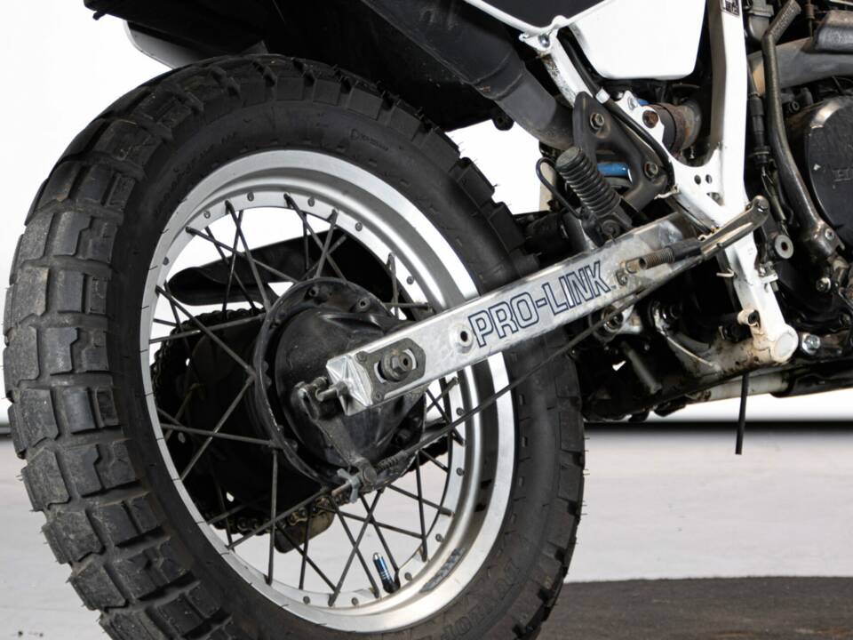 Image 21/45 of Honda XL 600 LM (1988)