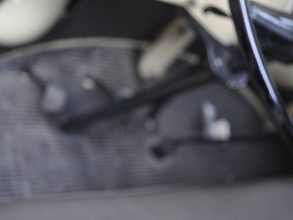 Image 23/31 of Volkswagen T1 minibus (1962)