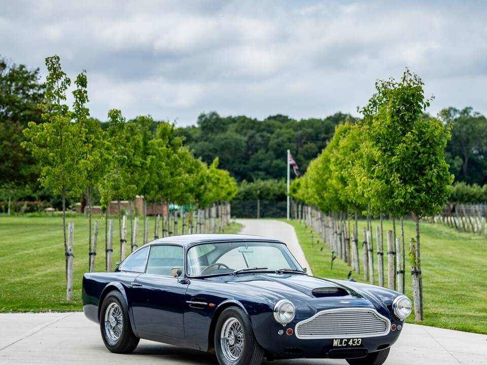 Image 21/41 of Aston Martin DB 4 GT (1959)
