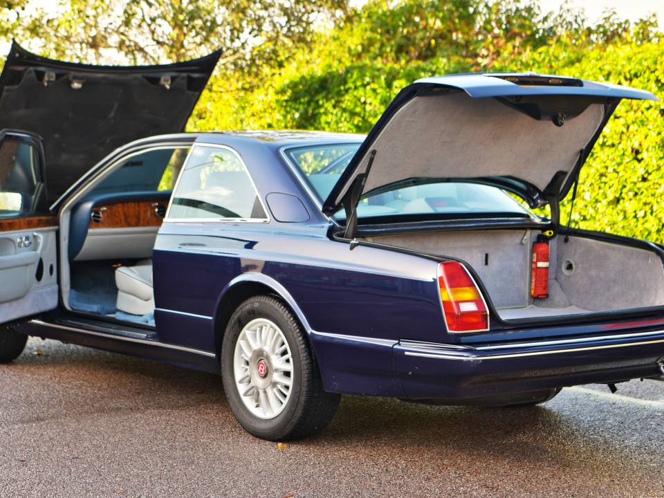 Bild 16/50 von Bentley Continental R (1996)