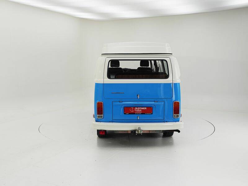 Image 4/15 of Volkswagen T2 Brasil Camper (1973)