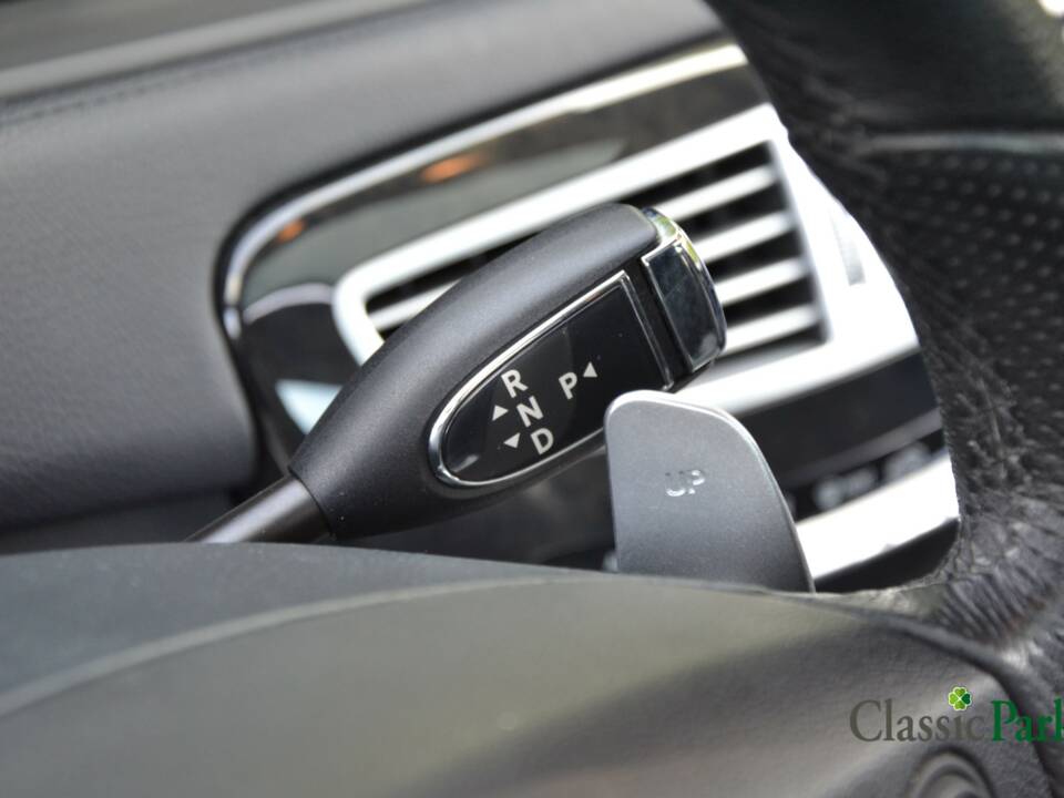 Immagine 40/50 di Mercedes-Benz CL 63 AMG (2007)