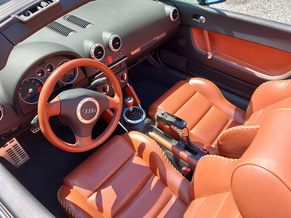 Image 12/15 of Audi TT 1.8 T (2003)