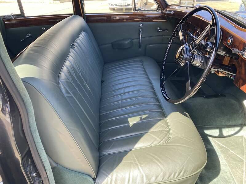Image 19/35 of Jaguar Mk IX (1960)