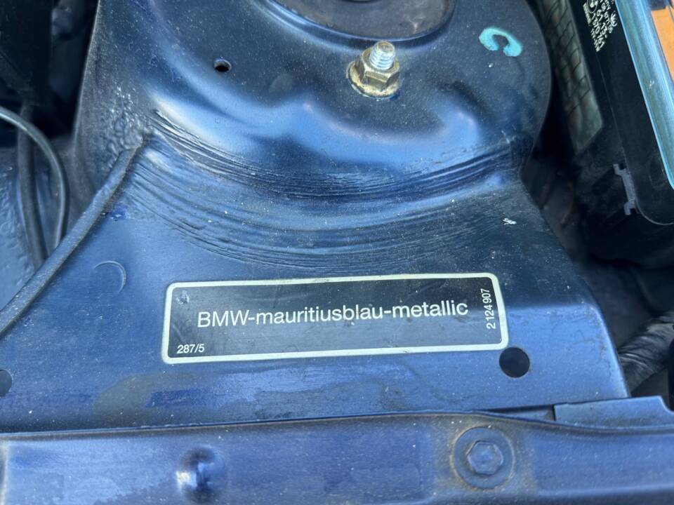 Imagen 41/42 de BMW 325i (1991)