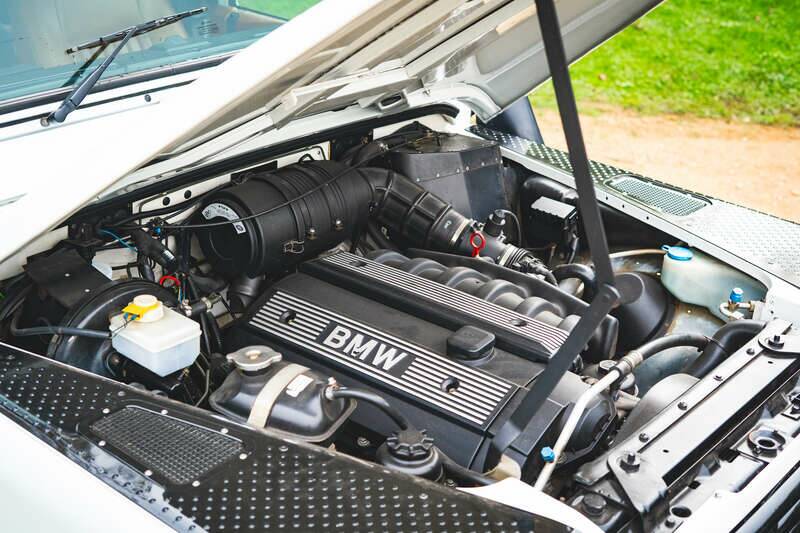 Image 3/50 of Land Rover Defender 90 (1997)
