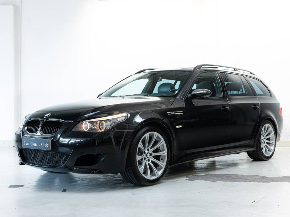 Bild 1/32 von BMW M5 Touring (2007)