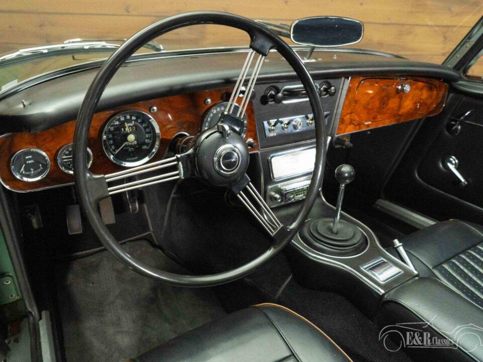 Imagen 2/19 de Austin-Healey 3000 Mk III (BJ8) (1965)