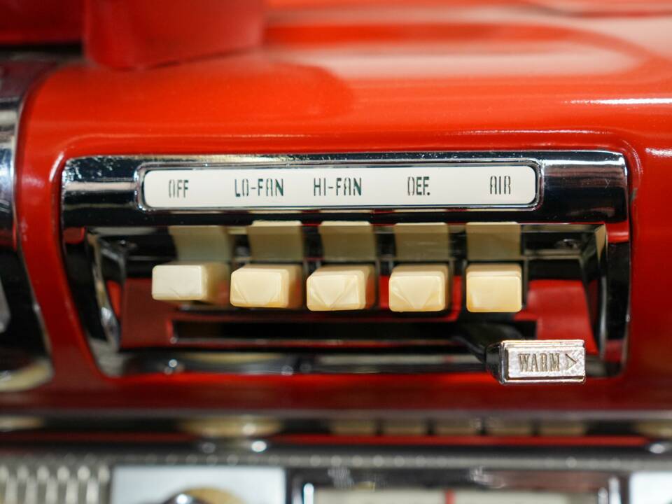 Bild 26/43 von Plymouth Fury (1961)