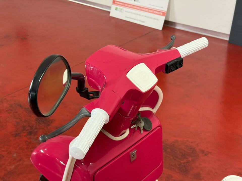 Image 11/26 of Piaggio Vespa 50 N Special (1980)