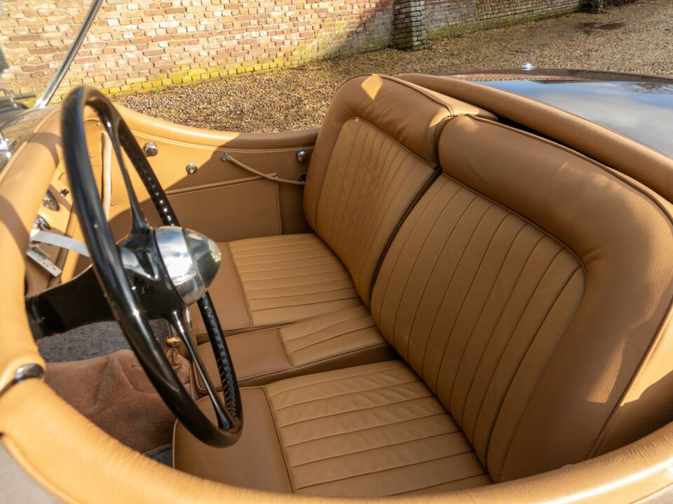 Image 40/50 of Jaguar XK 120 OTS (1952)