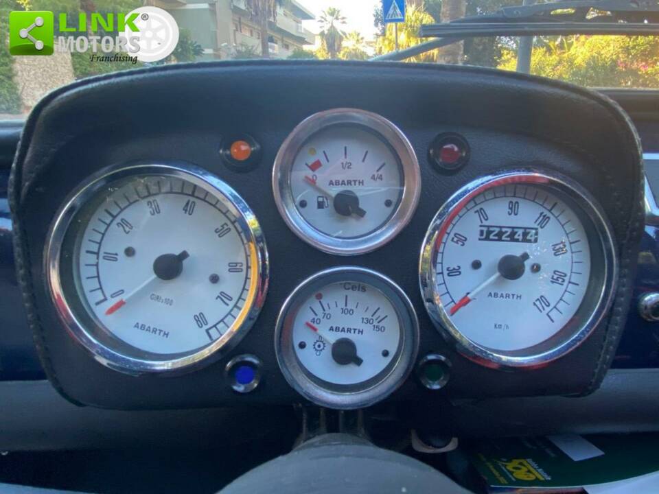 Image 13/41 of FIAT 500 L (1969)