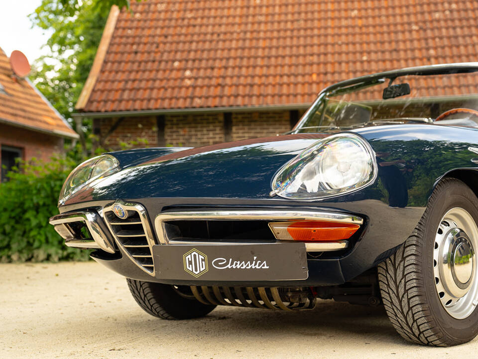 Image 22/83 de Alfa Romeo 1750 Spider Veloce (1969)