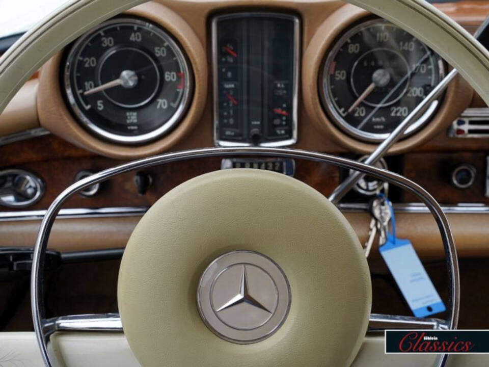 Bild 8/13 von Mercedes-Benz 280 SE (1968)