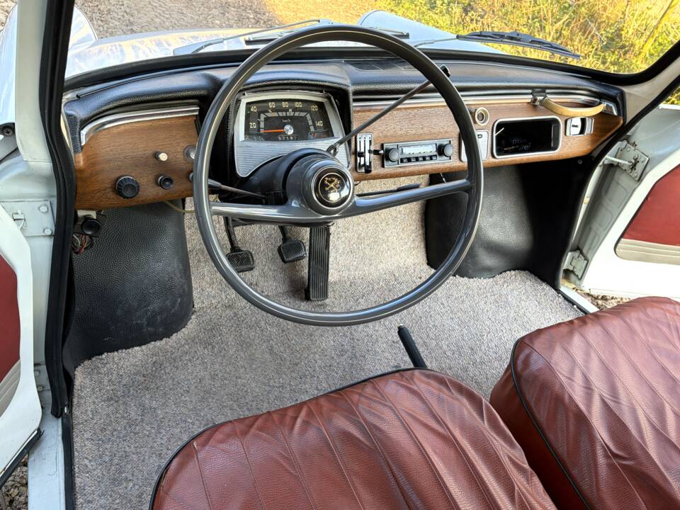 Bild 2/9 von DKW F11 (1965)