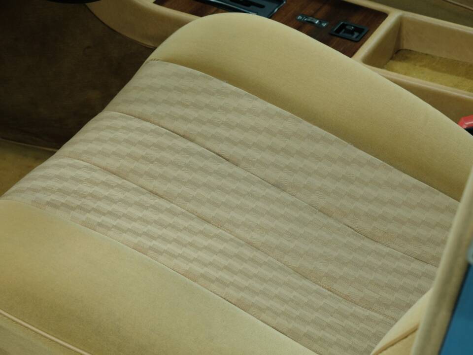 Bild 42/50 von Mercedes-Benz 280 SE (1983)