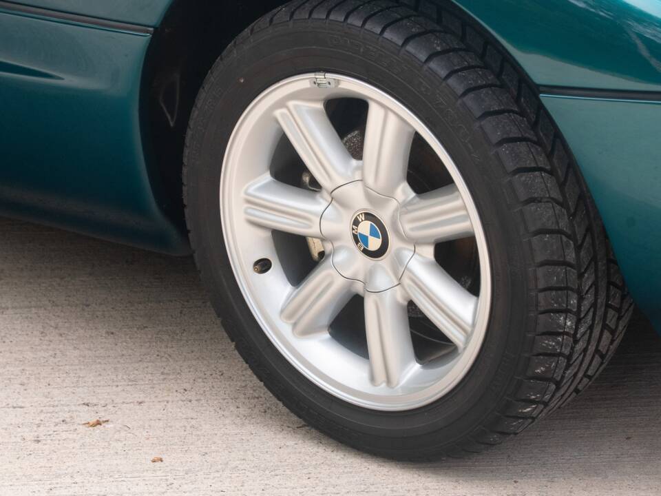 Bild 26/50 von BMW Z1 Roadster (1991)