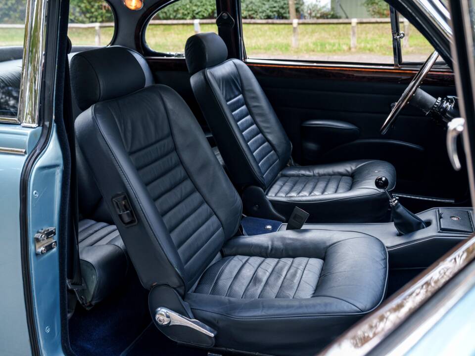 Imagen 23/25 de Jaguar Mk II 3.8 (1967)