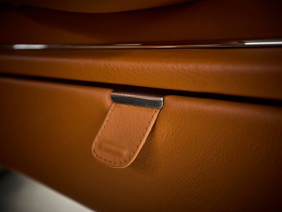 Imagen 78/90 de Ferrari 250 GT 2+2 (1963)