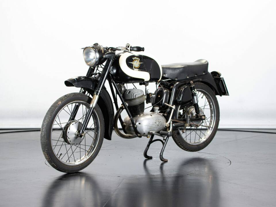 Immagine 8/50 di MV Agusta 125 TR (1958)