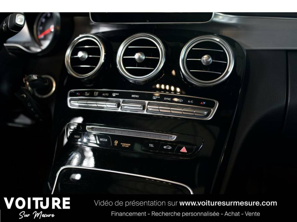 Image 13/21 of Mercedes-Benz C 300 (2018)