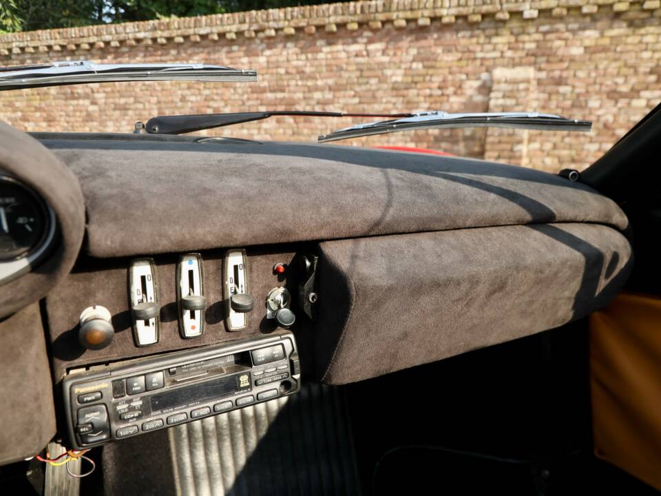 Image 33/50 of Ferrari Dino 246 GTS (1974)