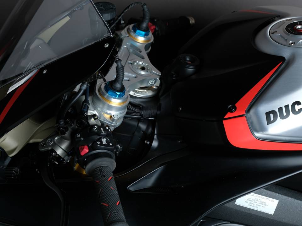 Image 7/13 of Ducati DUMMY (2018)