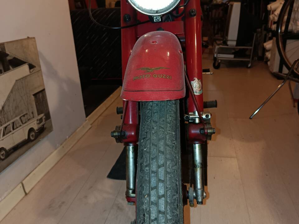 Image 7/46 of Moto Guzzi DUMMY (1955)